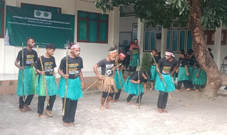 Preview berita Mahasiswa Asal Mappi, Papua Tampilkan Tarian Tradisional di AAK Manggala: Wujudkan Keberagaman dalam Kehangatan Kampus